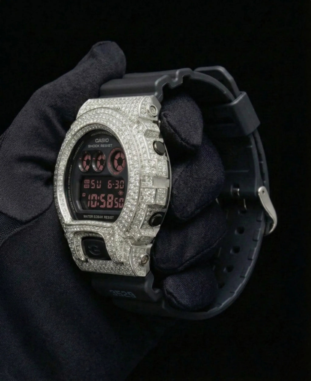 Retaliate Diamond gshock mod iced out with vvs1 stones in black with red details, side view