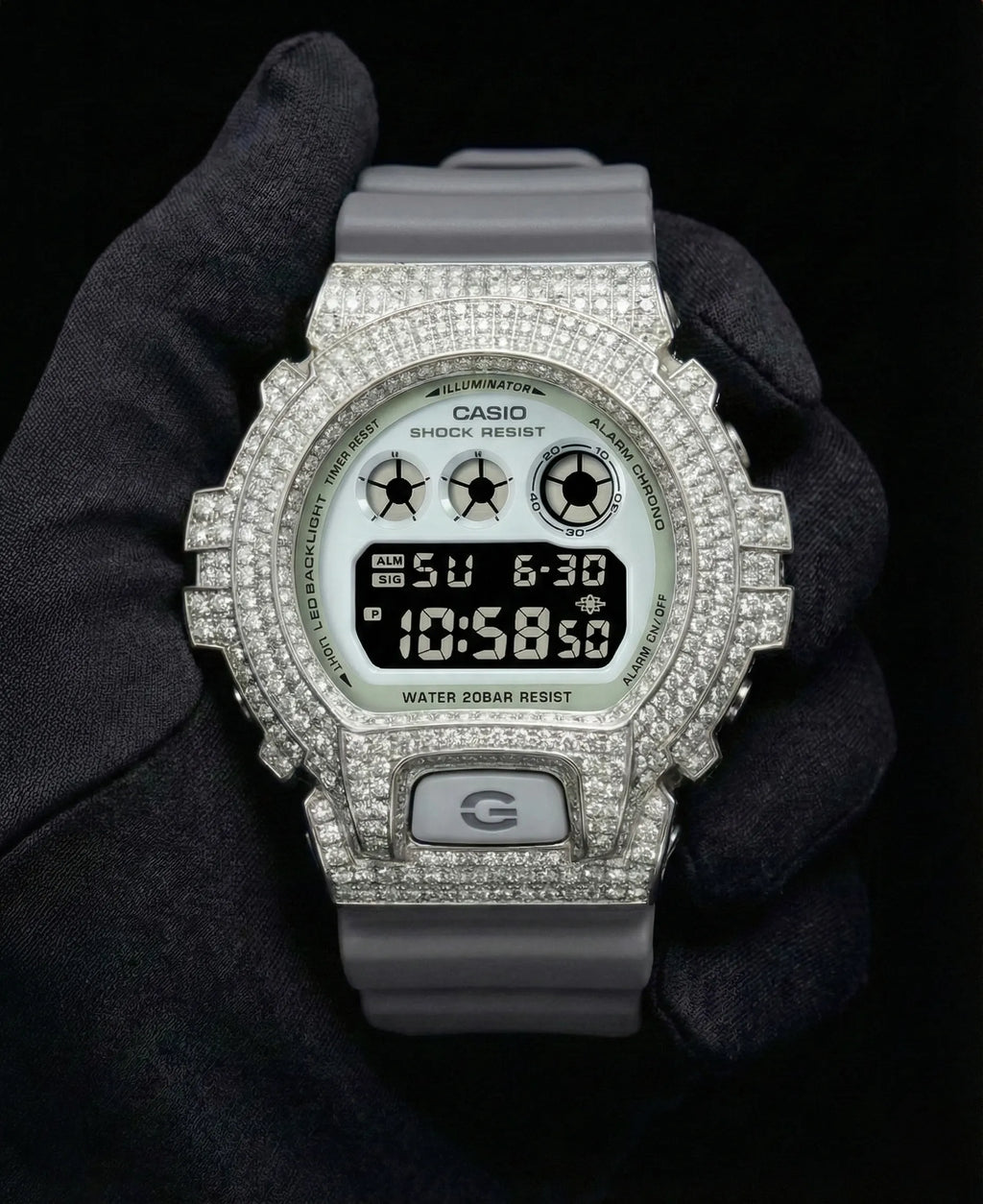 Retaliate Glacier Gray — VVS1 diamond bustdown bezel on Casio DW6900, front view